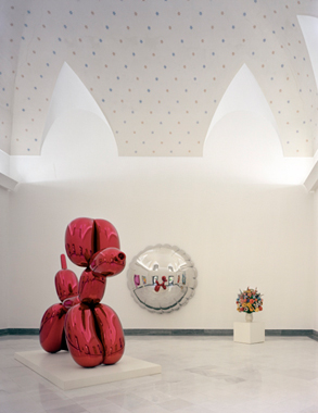 Jeff Koons, Museo Archeologico Nazionale, Naples, Italy, 2003.